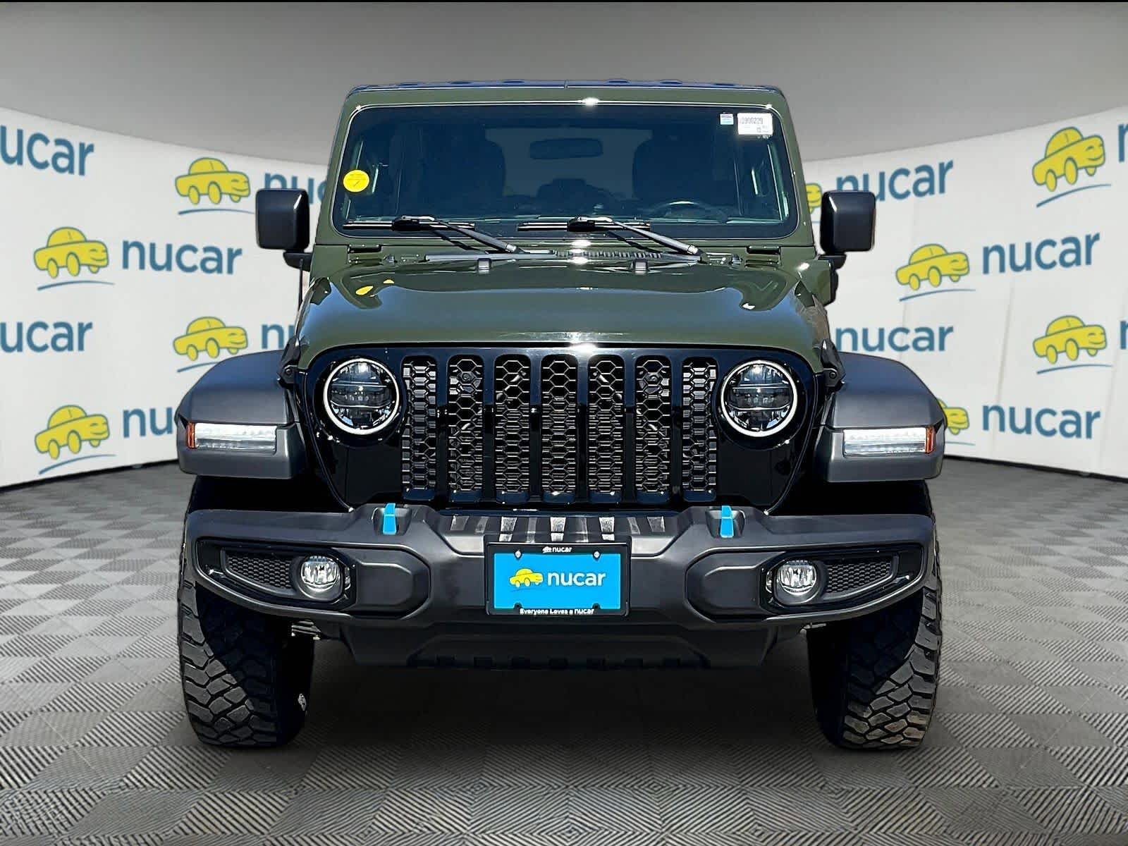 Used 2023 Jeep Wrangler Unlimited w/ Cold Weather Group AWD/4WD image 2