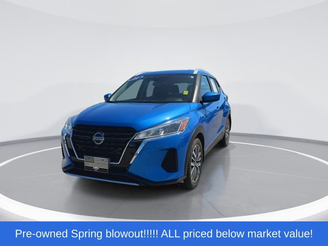 Used 2021 Nissan Kicks SV FWD image 3