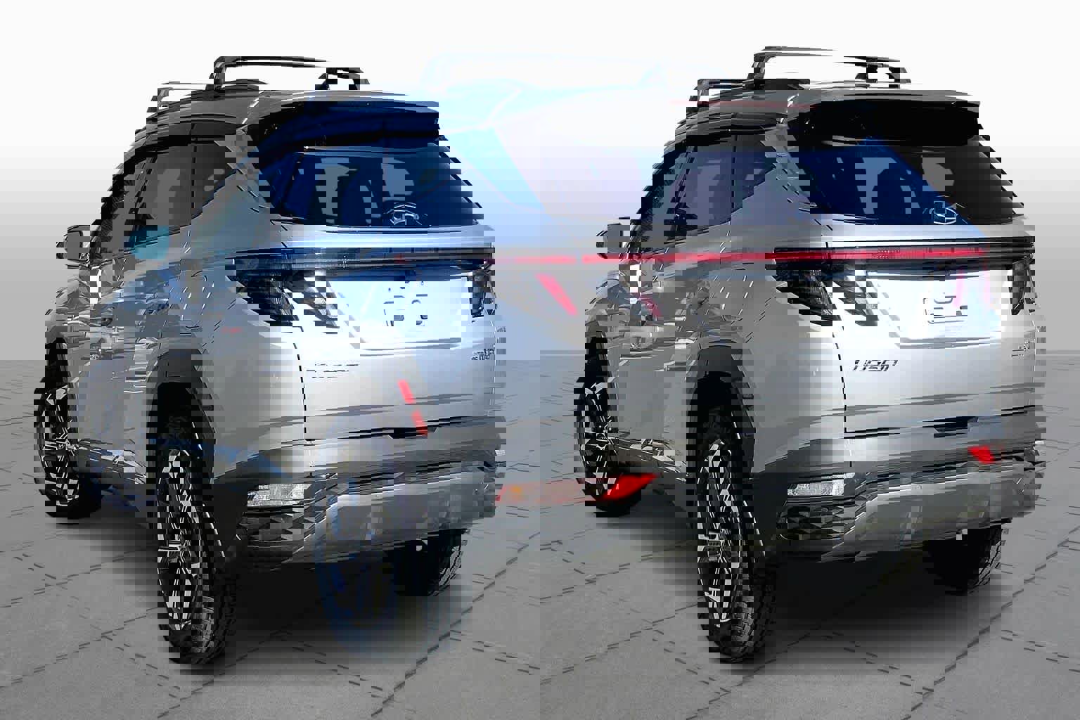 Used 2024 Hyundai Tucson Limited image 12