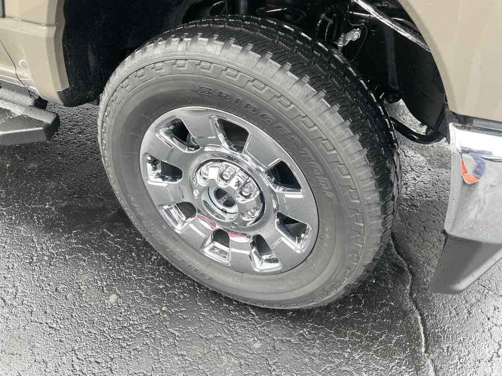 New 2026 Ford F250 Lariat image 3