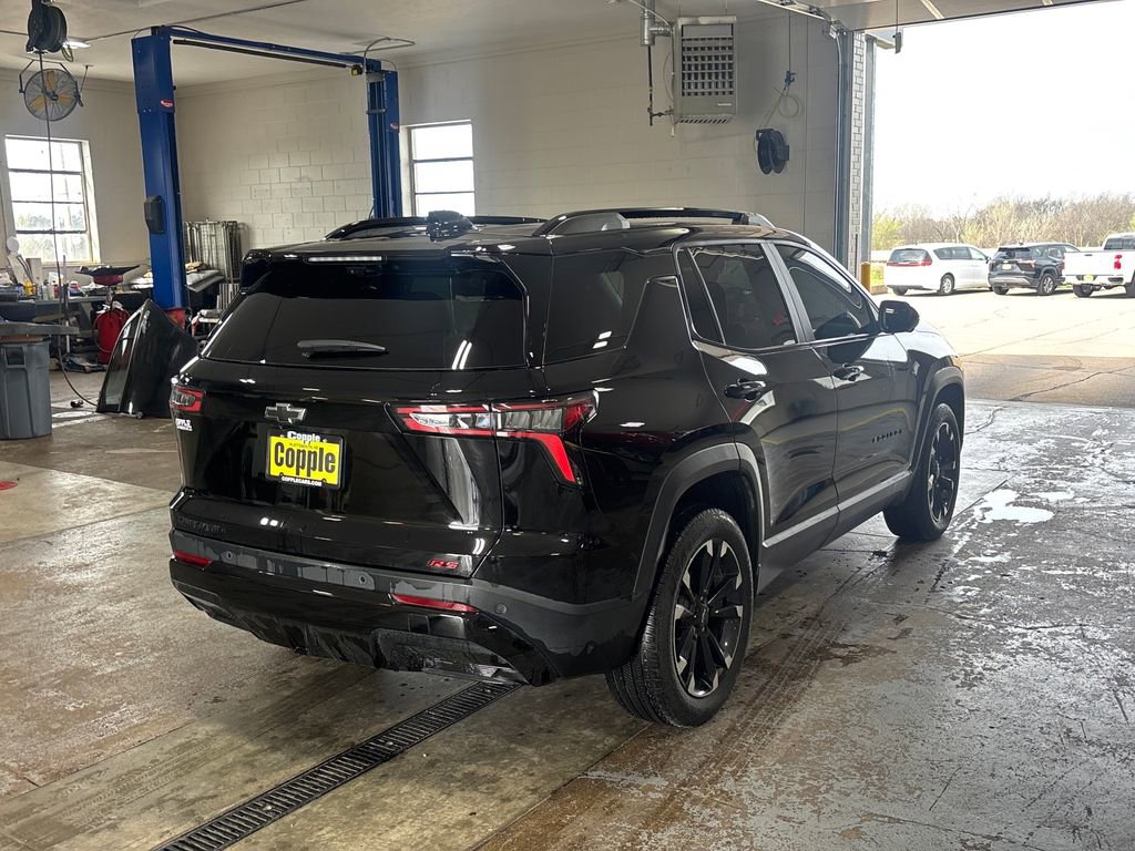 Used 2025 Chevrolet Equinox RS w/ Safety and Technology Package image 11