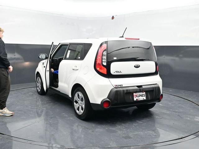 Used 2015 Kia Soul image 49