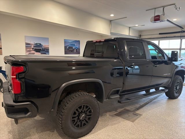 Used 2025 Chevrolet Silverado 2500 ZR2 w/ Technology Package AWD/4WD image 5