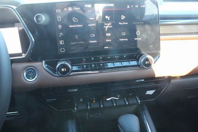 New 2025 GMC Canyon AT4 image 29