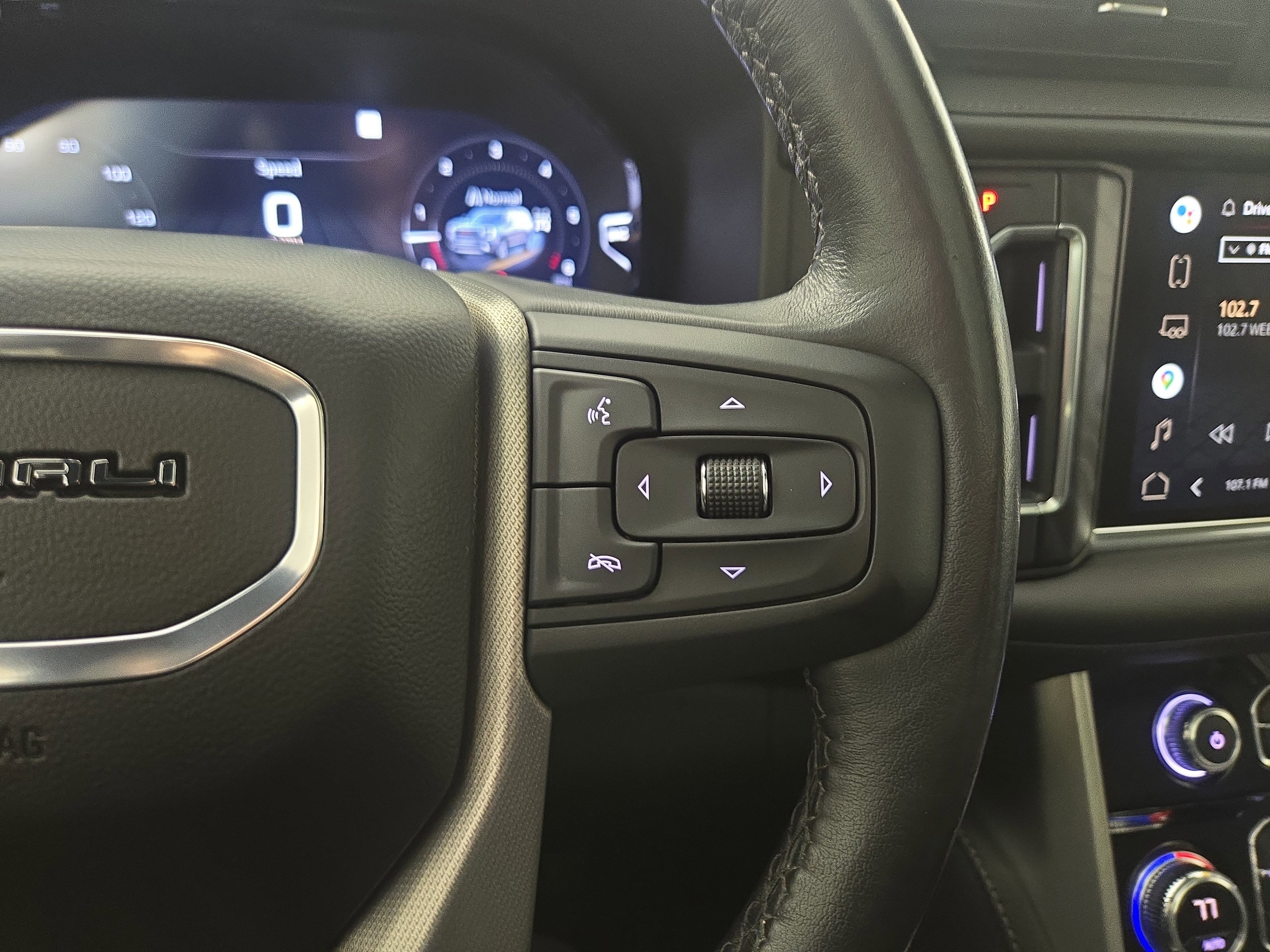 Certified 2022 GMC Yukon Denali image 17