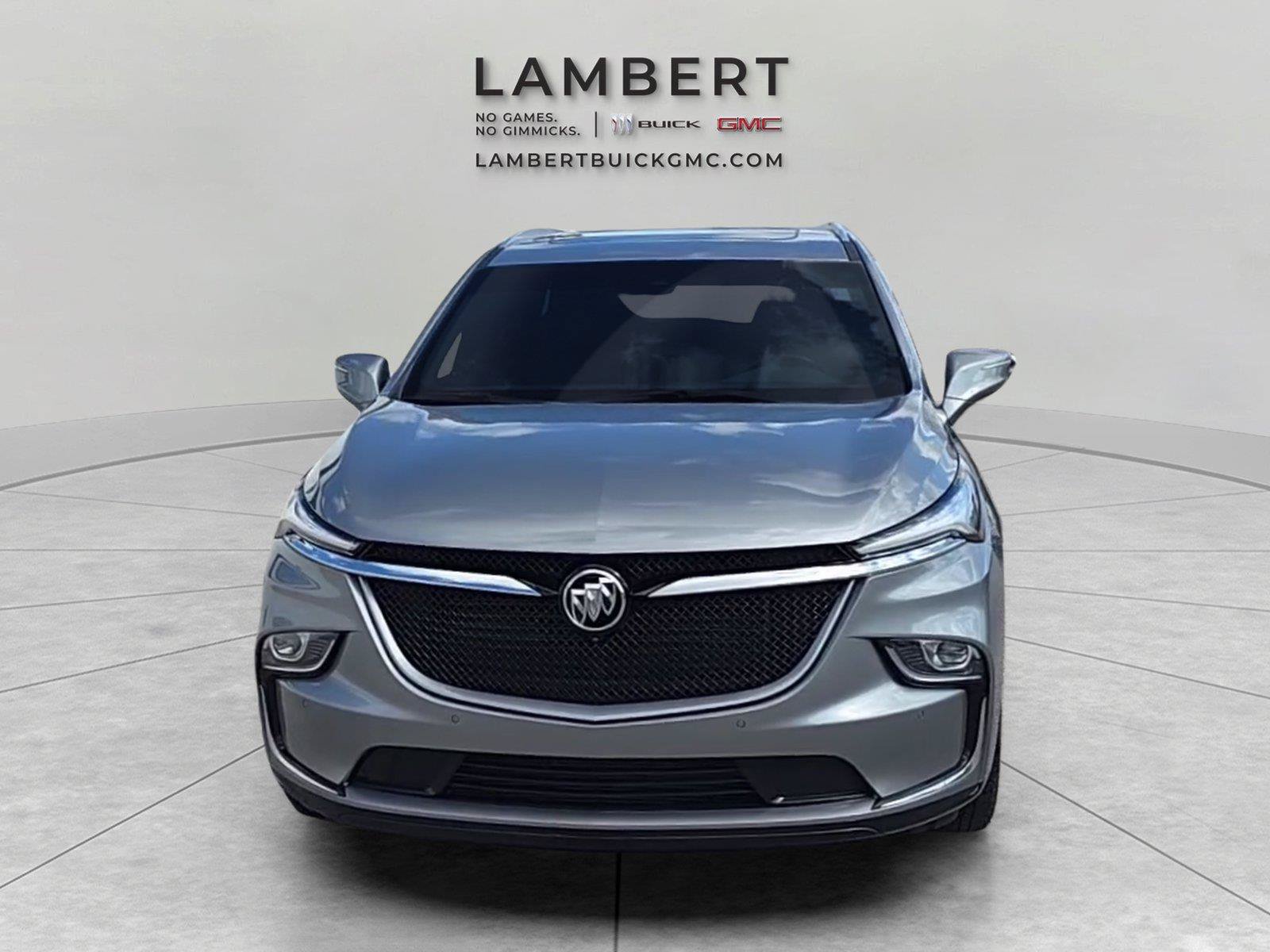 Used 2023 Buick Enclave Essence w/ Experience Buick Package FWD image 2