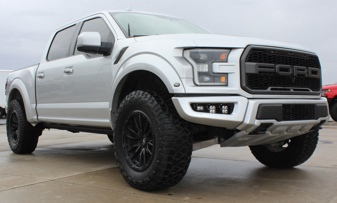 Used 2019 Ford F150 Raptor w/ Equipment Group 802A Luxury image 12