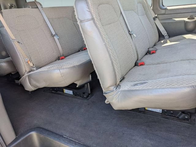 Used 2025 Chevrolet Express 3500 LT w/ LT Preferred Equipment Group RWD image 28