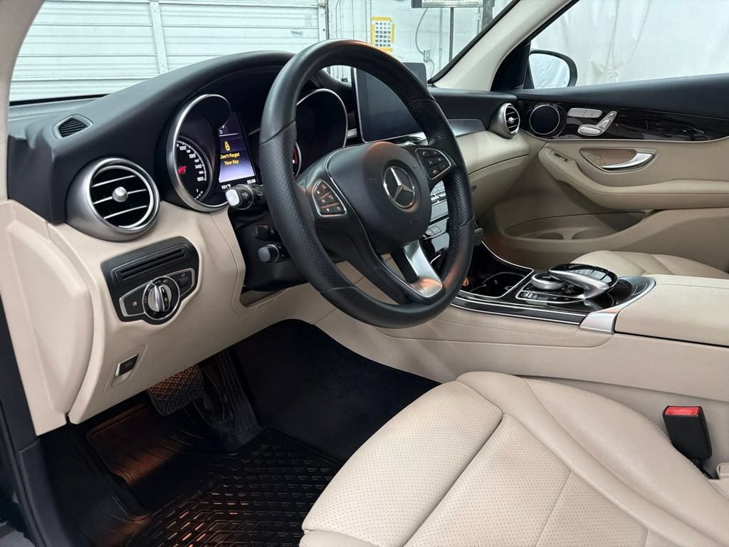 Used 2016 Mercedes-Benz GLC 300 image 11