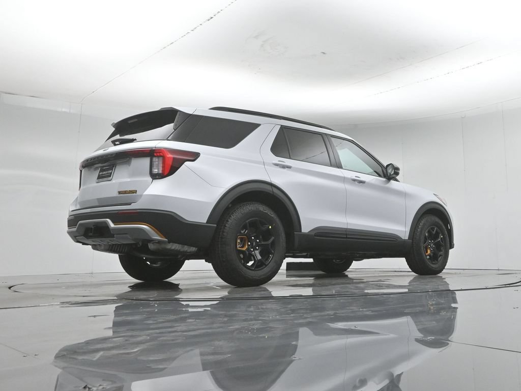 New 2026 Ford Explorer Tremor w/ Tremor Convenience Package AWD/4WD image 45