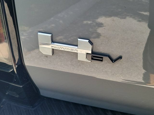 Used 2025 GMC Hummer EV 3X AWD/4WD image 8