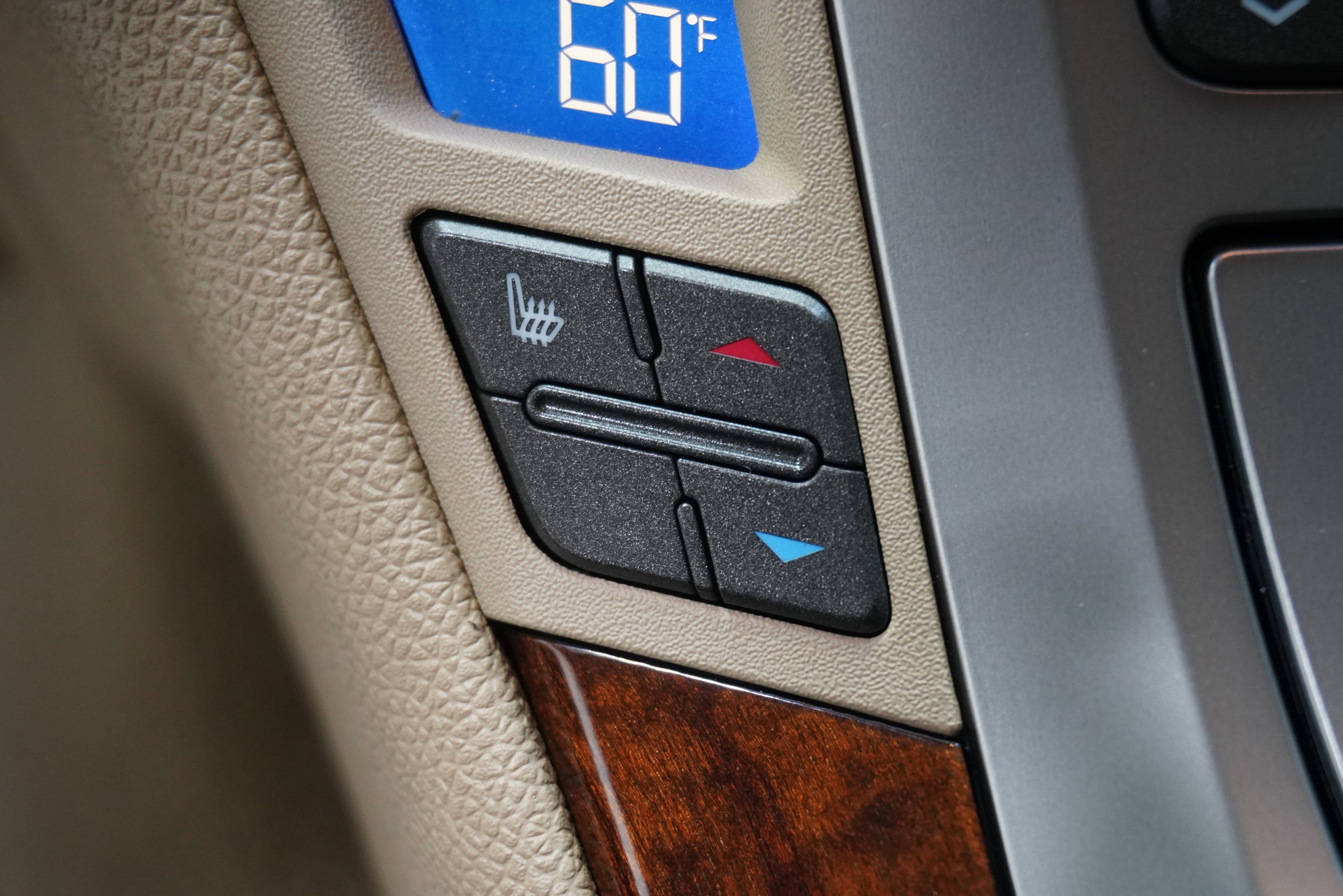 Used 2012 Cadillac CTS Luxury RWD image 21