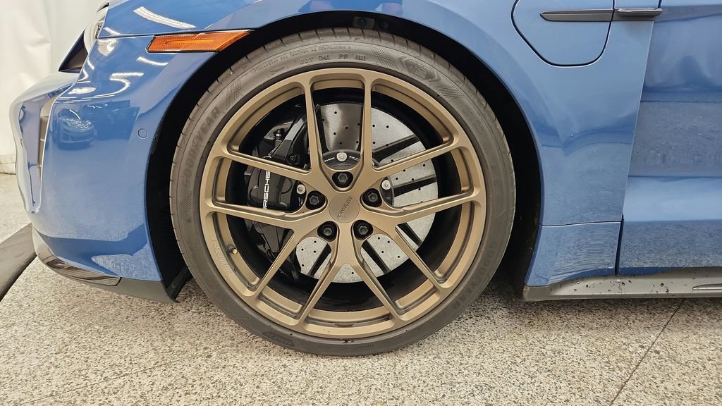 Used 2021 Porsche Taycan Turbo S AWD/4WD image 14