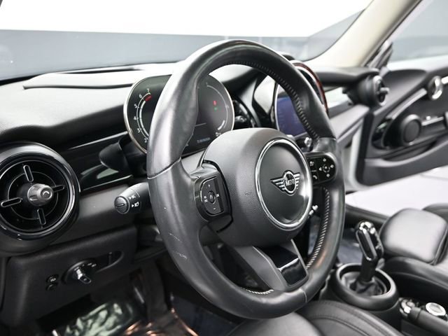 Used 2022 MINI Cooper S image 16