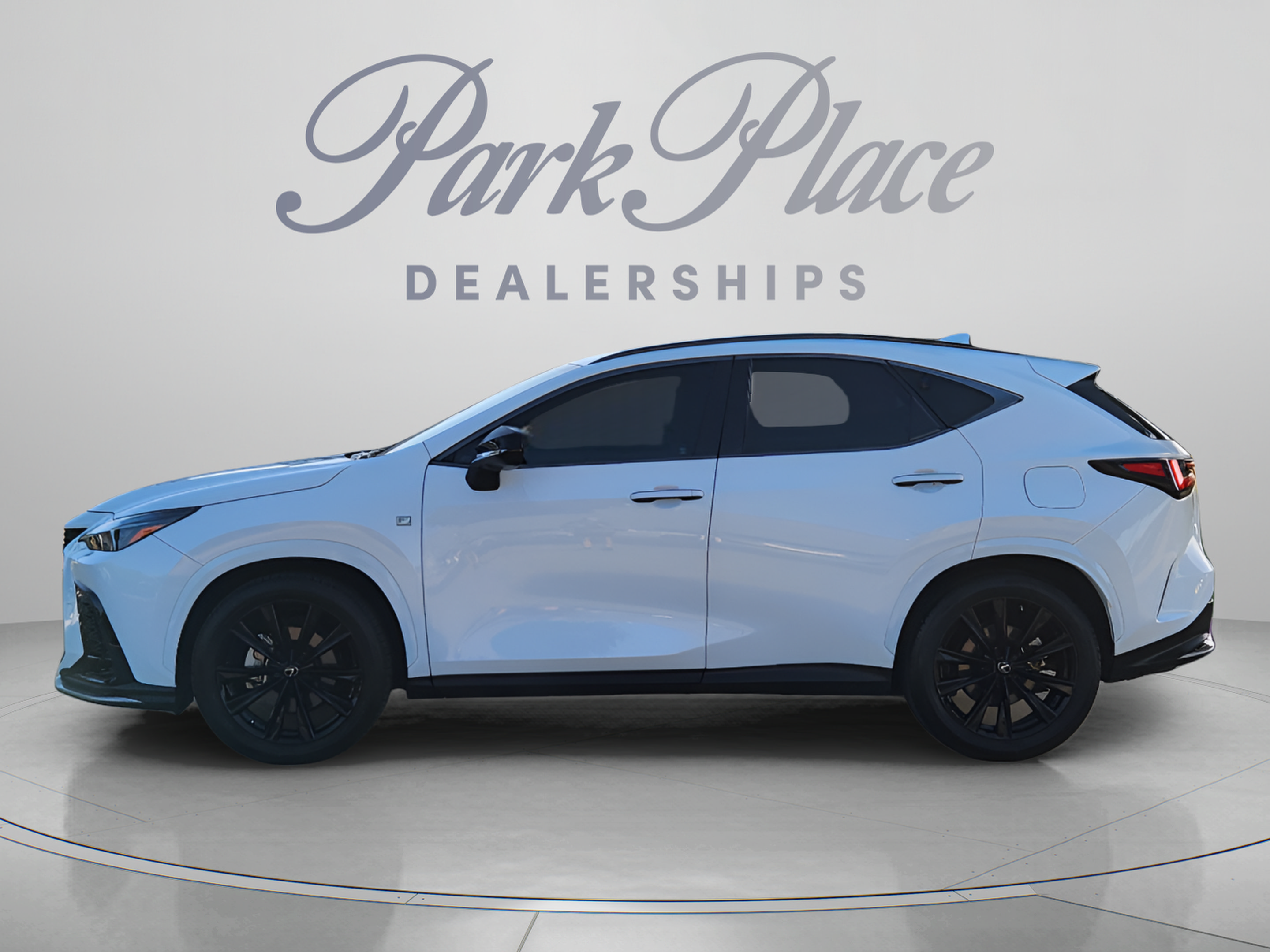 Used 2022 Lexus NX 350 F Sport w/ Towing Package (2000 Lbs) AWD/4WD image 2