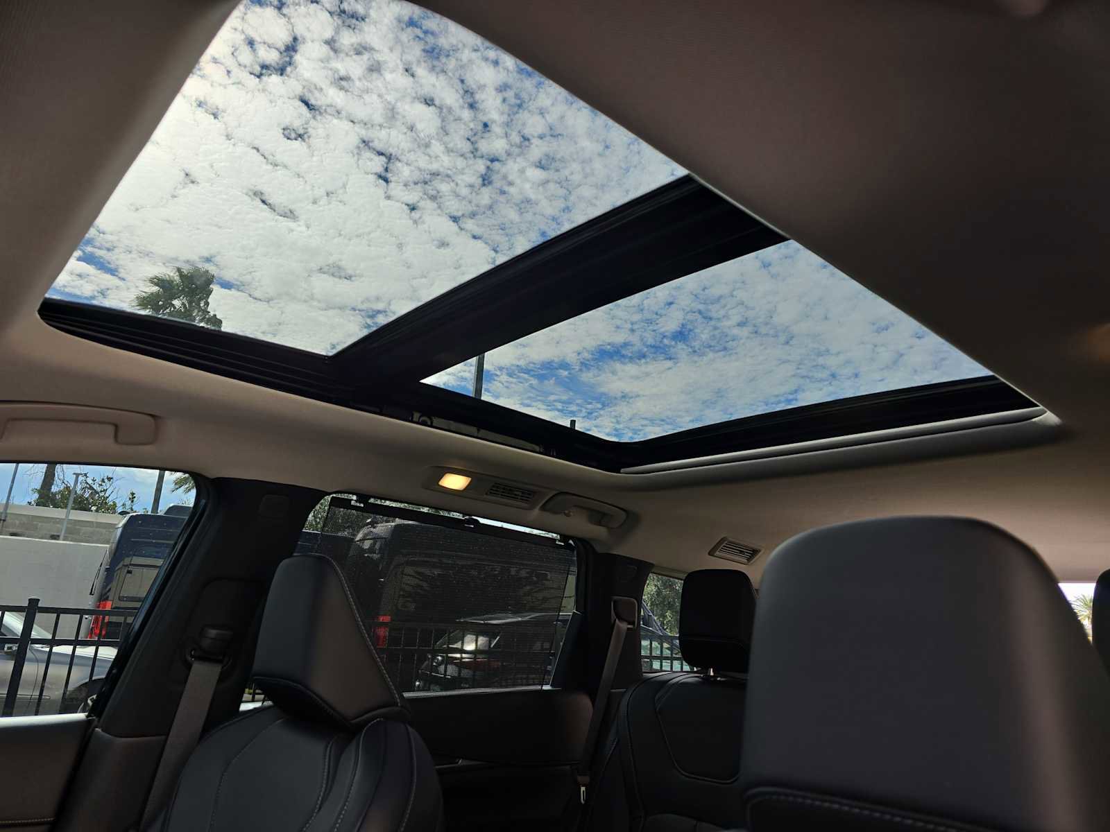 Certified 2024 INFINITI QX60 Luxe image 29