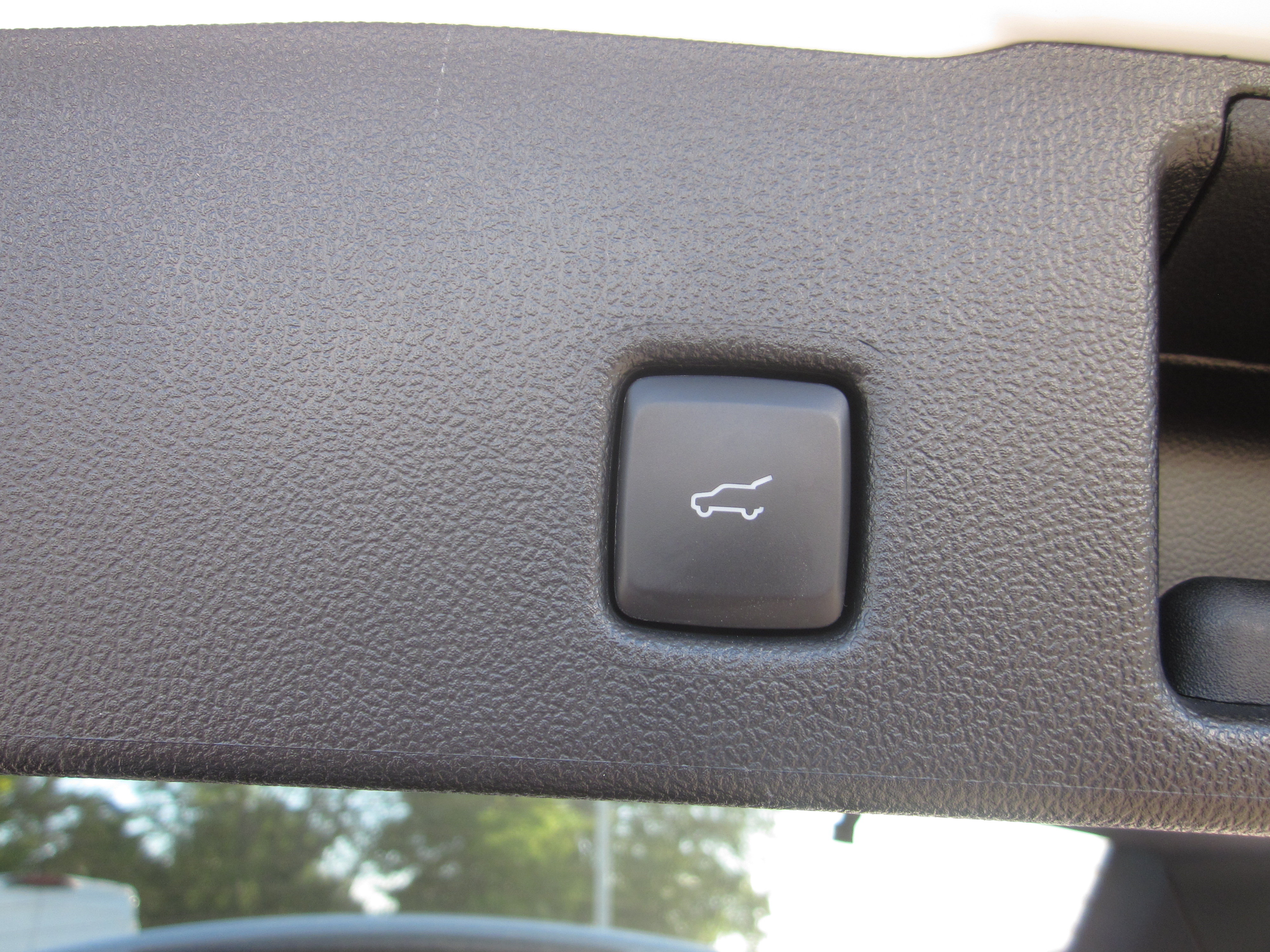 Used 2023 Ford Escape Active w/ Tech Pack #2 FWD image 9
