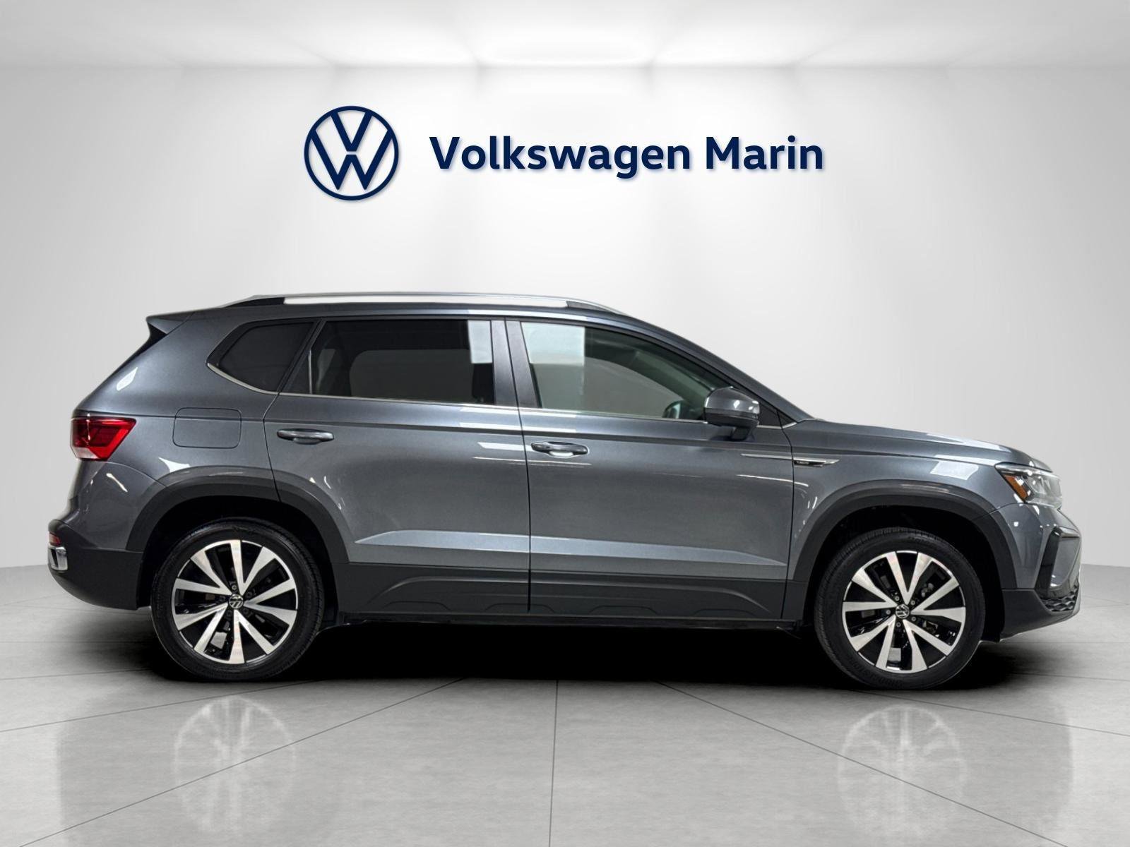Used 2022 Volkswagen Taos SE FWD image 6