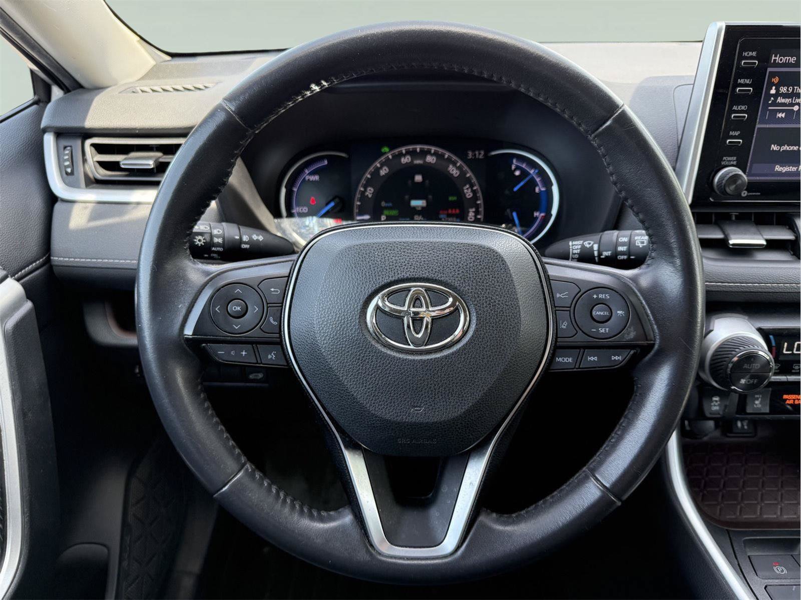 Used 2019 Toyota RAV4 Limited w/ Carpet Mat Package AWD/4WD image 14