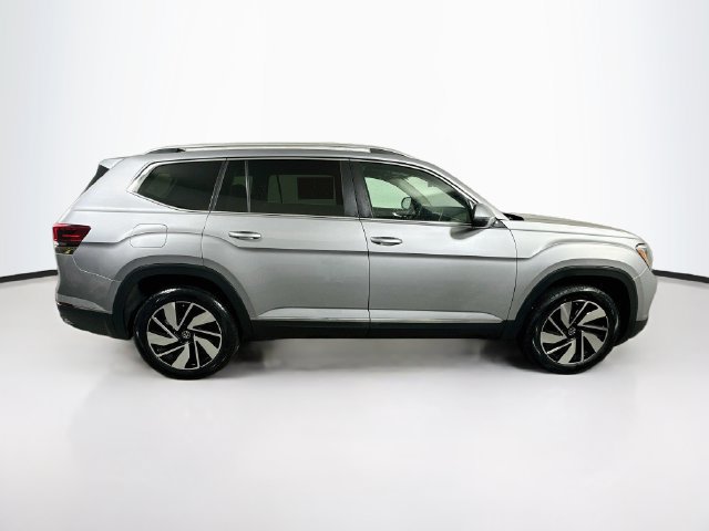 Used 2024 Volkswagen Atlas SEL AWD/4WD image 9