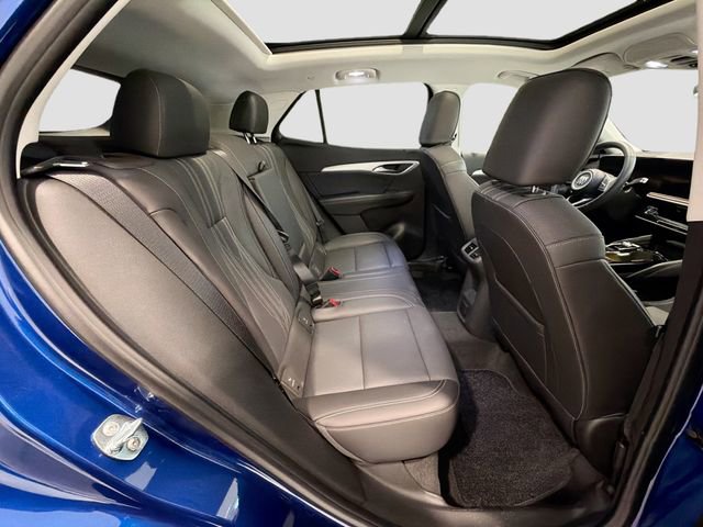 Used 2024 Buick Envision Avenir AWD/4WD image 24