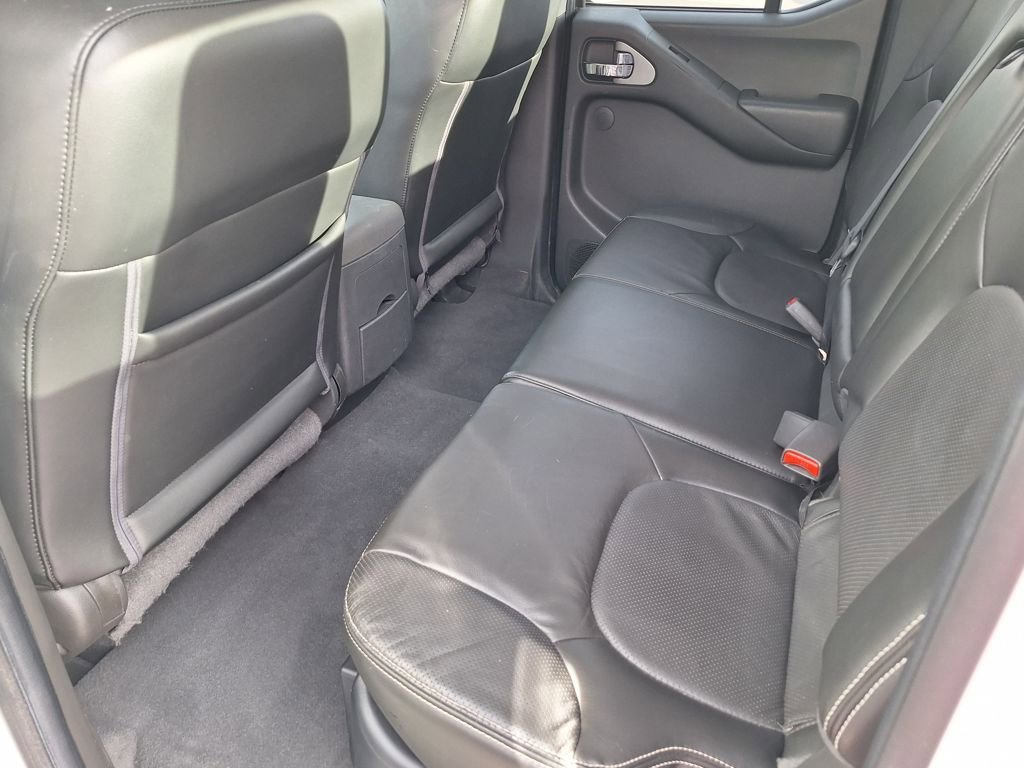 Used 2021 Nissan Frontier PRO-4X w/ Pro-4x Utility Package image 12