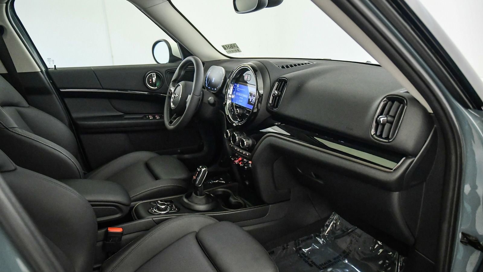 Certified 2024 MINI Cooper Countryman S FWD image 16