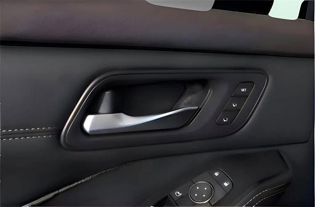 Used 2022 Nissan Rogue SL w/ SL Premium Package image 27