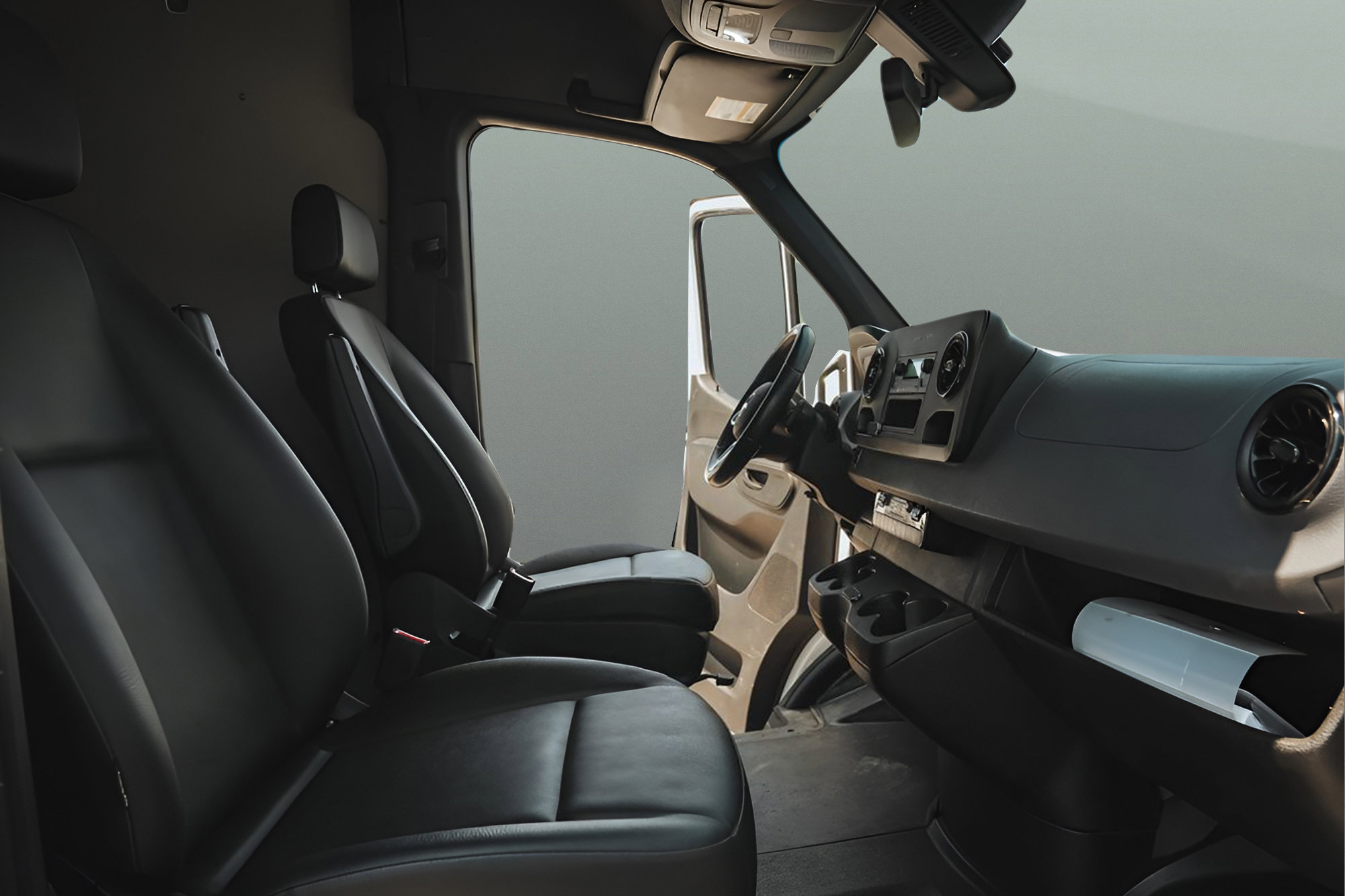 Used 2020 Mercedes-Benz Sprinter 2500 image 13