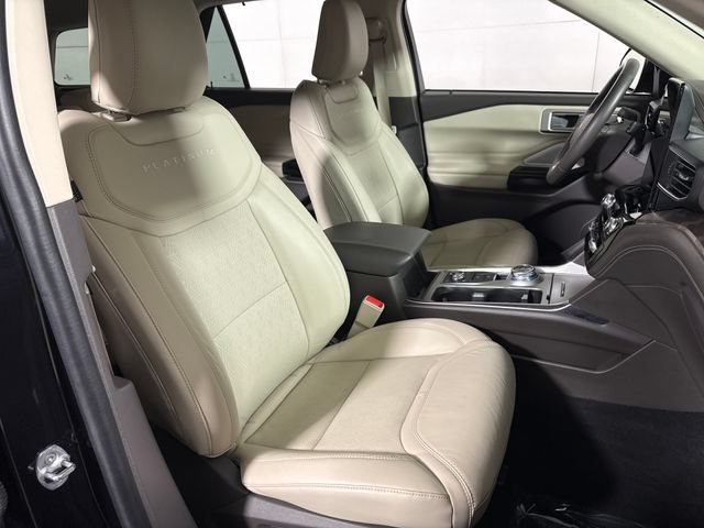 Used 2022 Ford Explorer Platinum w/ Equipment Group 601A AWD/4WD image 11