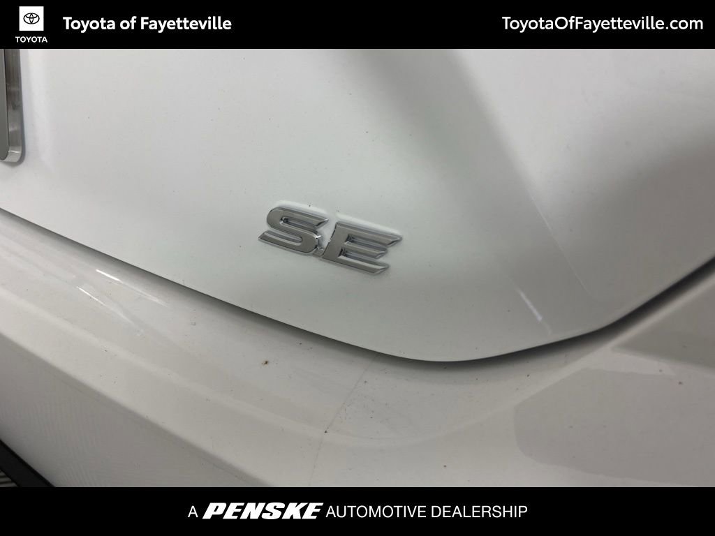 Used 2026 Toyota Camry SE FWD image 4