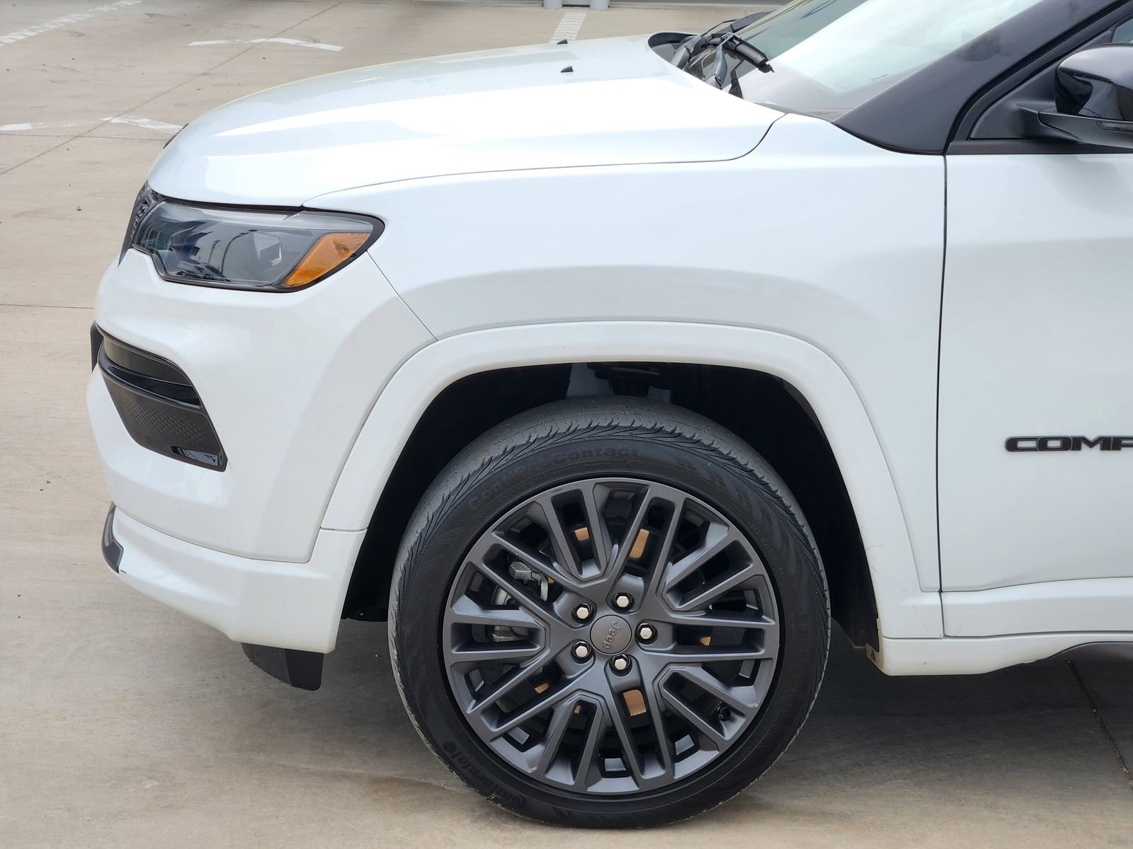 Used 2024 Jeep Compass Limited w/ High Altitude Package image 10