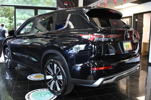 New 2026 Mitsubishi Outlander SE AWD/4WD image 15
