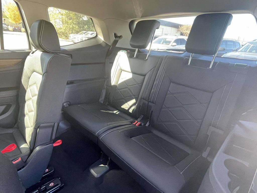 New 2026 Volkswagen Atlas SE FWD image 11