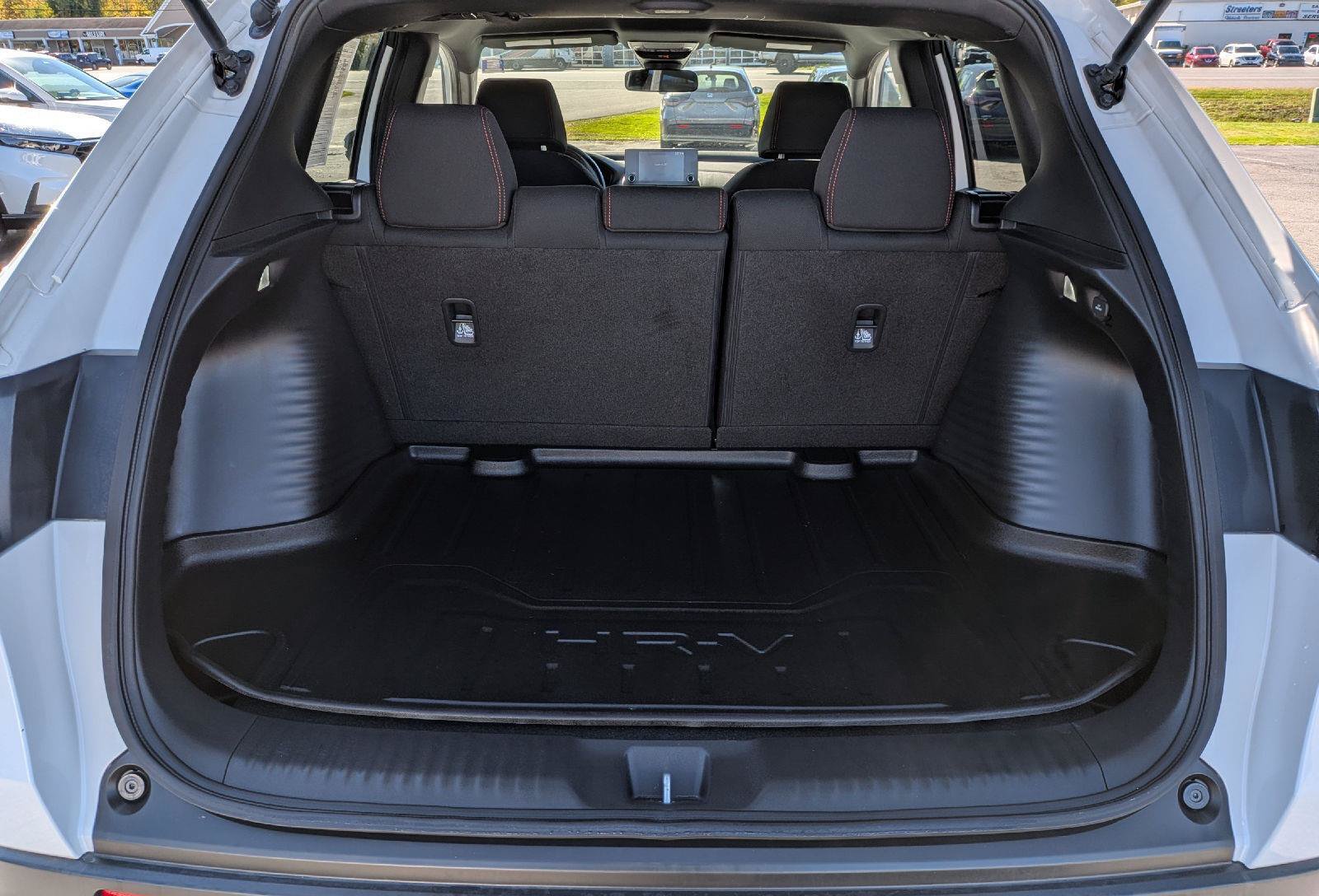 Certified 2024 Honda HR-V Sport image 10
