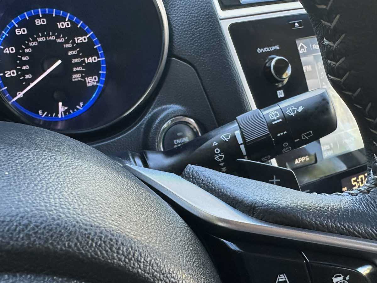Used 2018 Subaru Outback 3.6R Touring AWD/4WD image 29