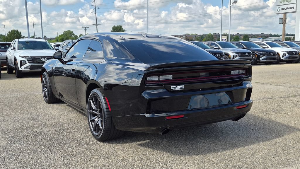 Used 2026 Dodge Charger Scat Pack w/ Blacktop Package AWD/4WD image 5