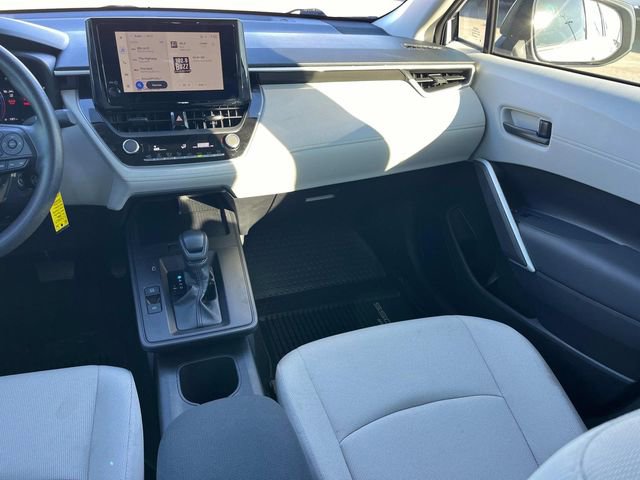Used 2026 Toyota Corolla Cross L image 16