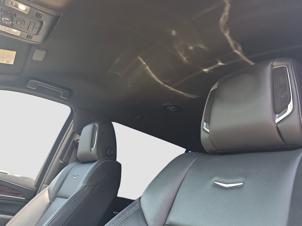 Used 2023 Cadillac Escalade ESV Luxury AWD/4WD image 8