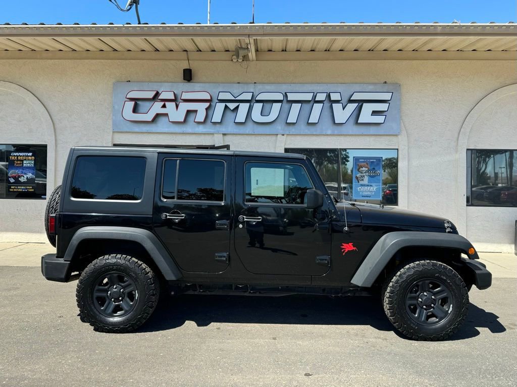 Used 2017 Jeep Wrangler Unlimited Sport w/ Connectivity Group AWD/4WD image 3