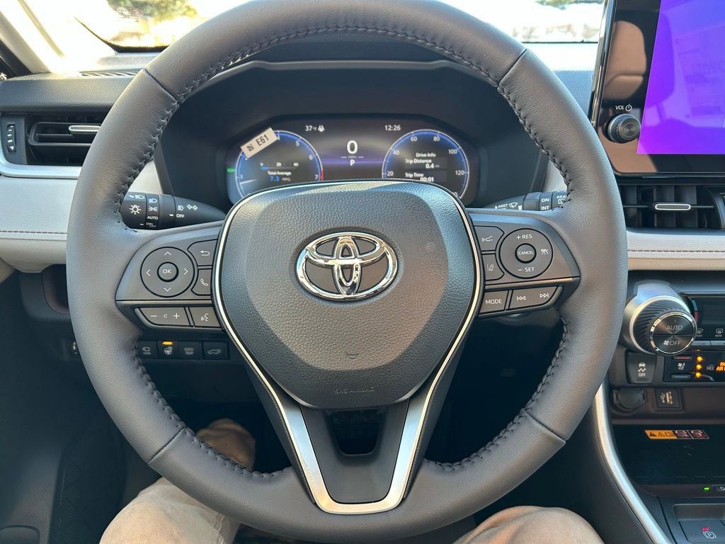 Used 2025 Toyota 4Runner TRD Off-Road Premium image 10