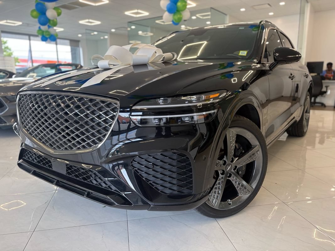 Used 2024 Genesis GV70 2.5T w/ Sport Prestige Package