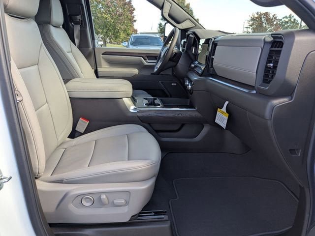 New 2026 GMC Sierra 2500 SLT w/ SLT Premium Package AWD/4WD image 37