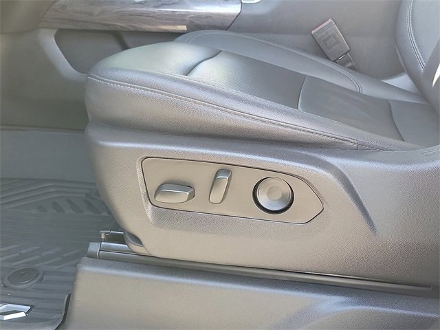 Used 2022 Chevrolet Silverado 1500 LTZ image 16