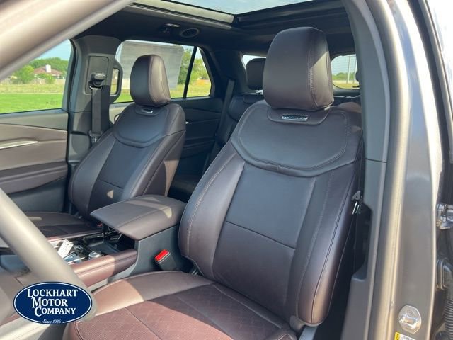 New 2026 Ford Explorer Platinum image 14