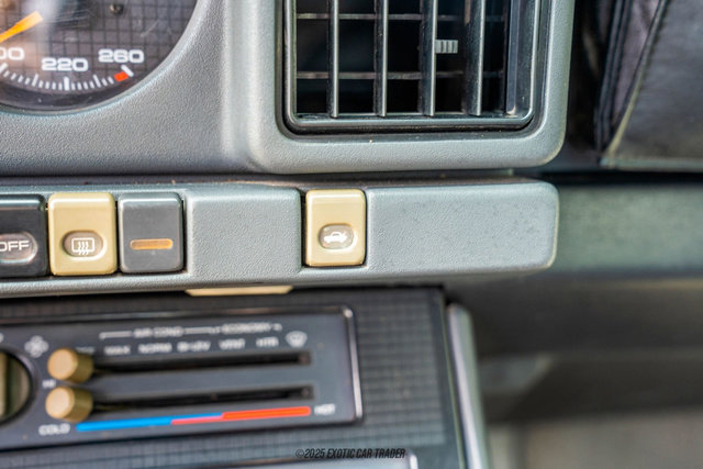 Used 1989 Pontiac Firebird Trans Am RWD image 32