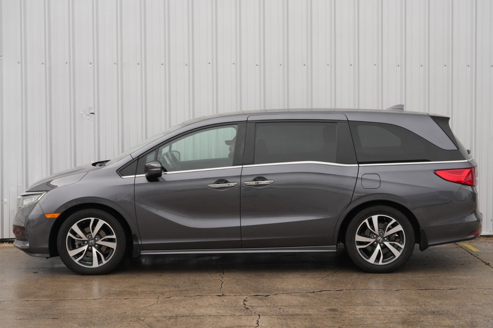 Used 2023 Honda Odyssey Touring image 48