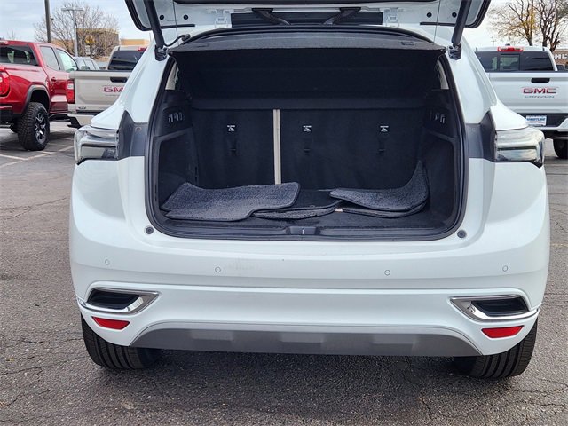 Used 2022 Buick Envision Avenir w/ Technology Package II image 12