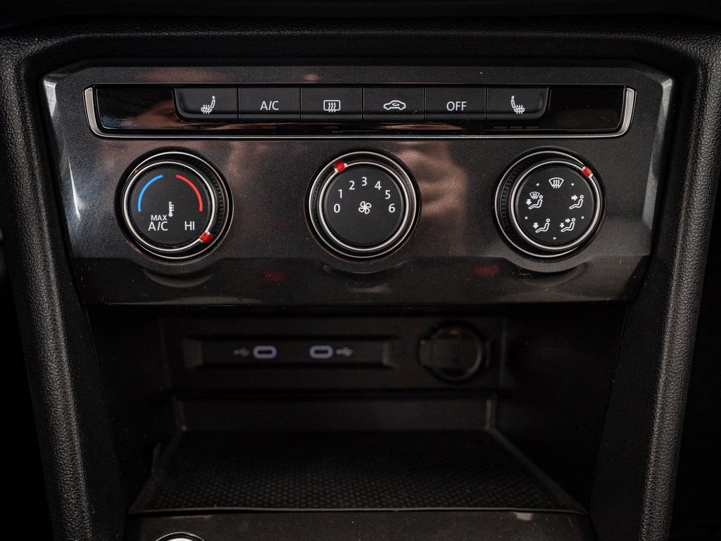 Used 2024 Volkswagen Tiguan S image 33