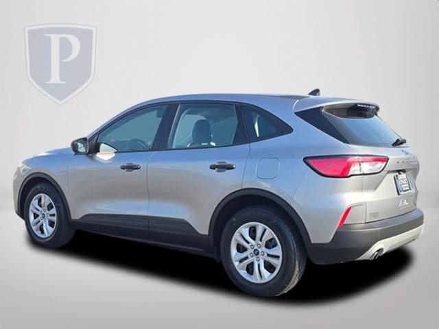 Used 2022 Ford Escape S image 9